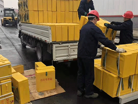 玻璃钢雷管箱、炸药柜